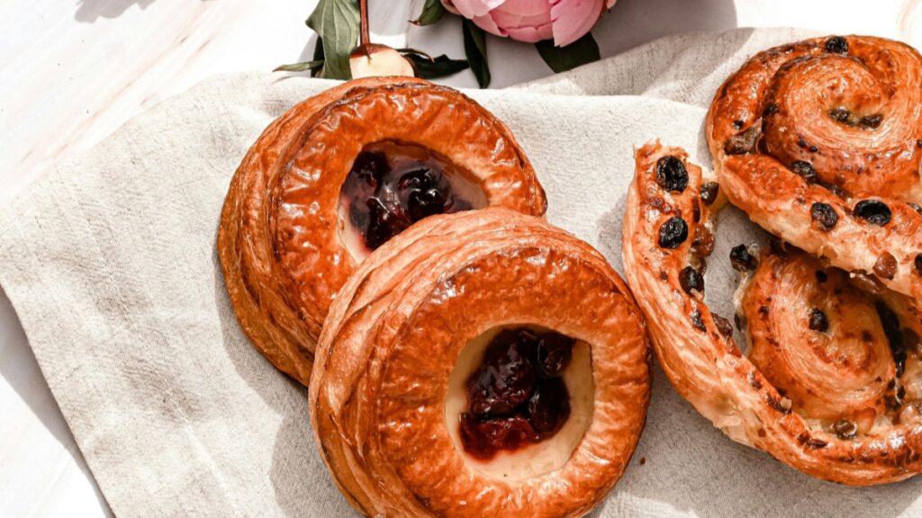 How Nigeria Instagram Bloggers Can Collaborate With Thailand Advertisers in 2025