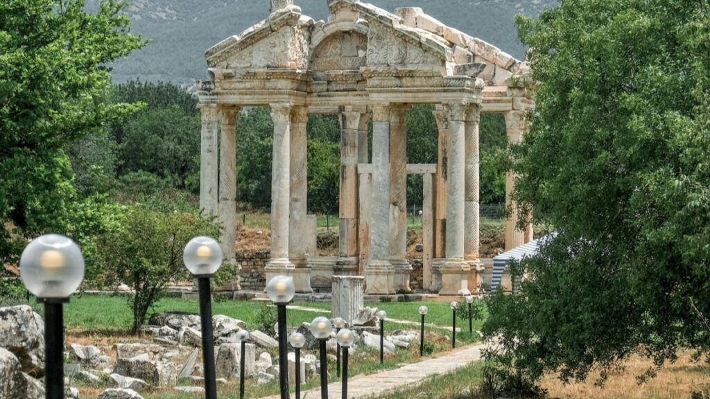 How Nigeria TikTok Bloggers Can Collaborate with Belgium Advertisers in 2025