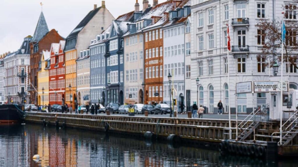 2025 Canada Twitter AllCategory Advertising Rate Card ga Nigeria Kasuwa