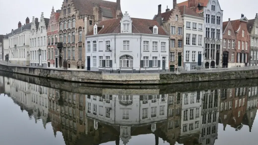 Jagora na hakika ga 'yan kasuwa na Najeriya don nemo Telegram creators daga UAE don hadawa da brand messaging a livestreams cikin sauki.