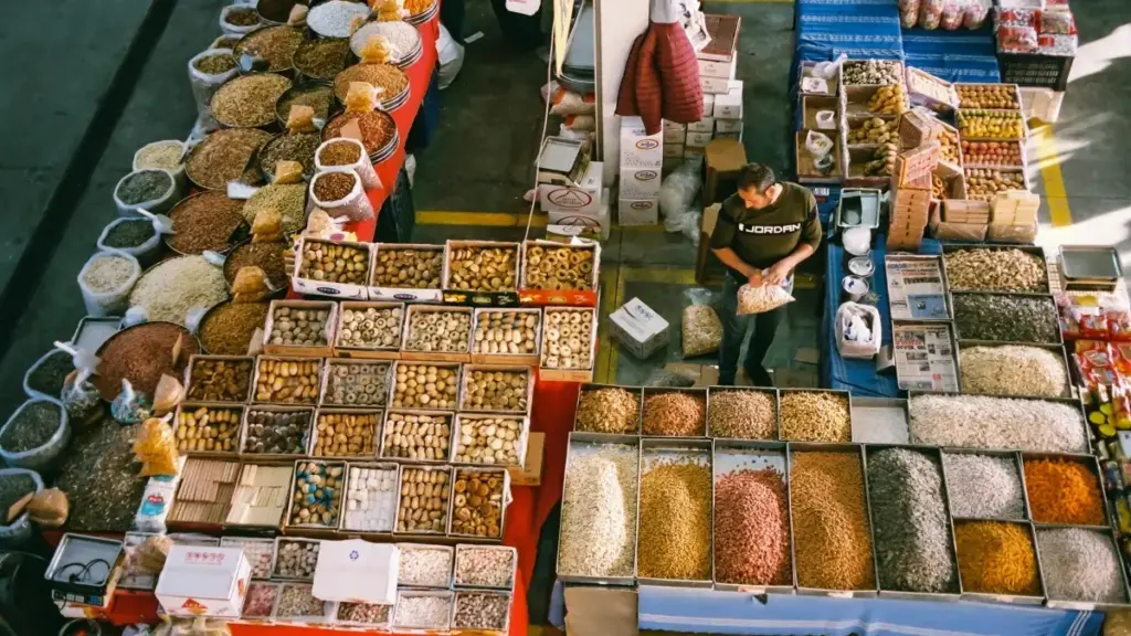 Jagora na mataki‑mataki don creators na Najeriya: yadda zaka samu brands daga Finland a Moj, daga outreach zuwa deal da vlog.