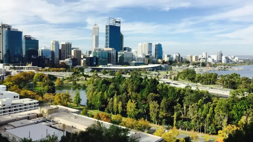 Jagora mai fayyacewa don creators a Najeriya—matakai na aiki, misalai daga Chingari da yadda zaka samu brands na Israel su lura da hidden local gems dinka.