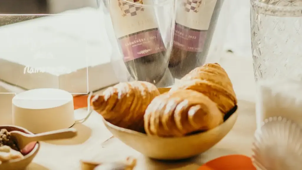 Matakai masu amfani ga creators a Najeriya don isar da brands a Chingari, tattauna yadda ake nemo contacts, tsara pitches, da tabbatar da review mai tasiri cikin 2025.