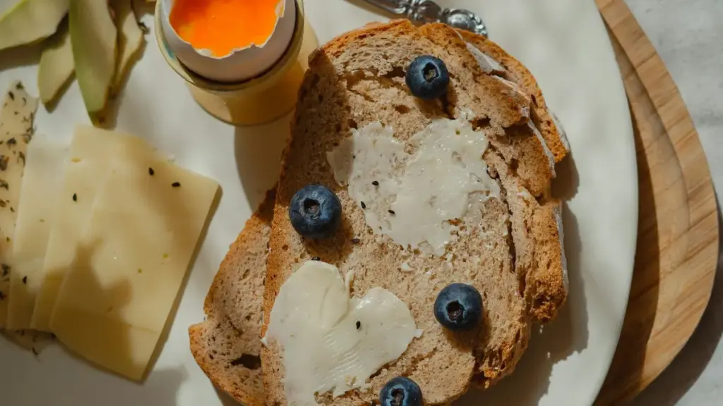 Jagora ga masu talla a Najeriya kan yadda za su gano masu ƙirƙira a Ireland a WhatsApp, kafa haɗin gwiwa na dogon lokaci da mid‑tier creators.