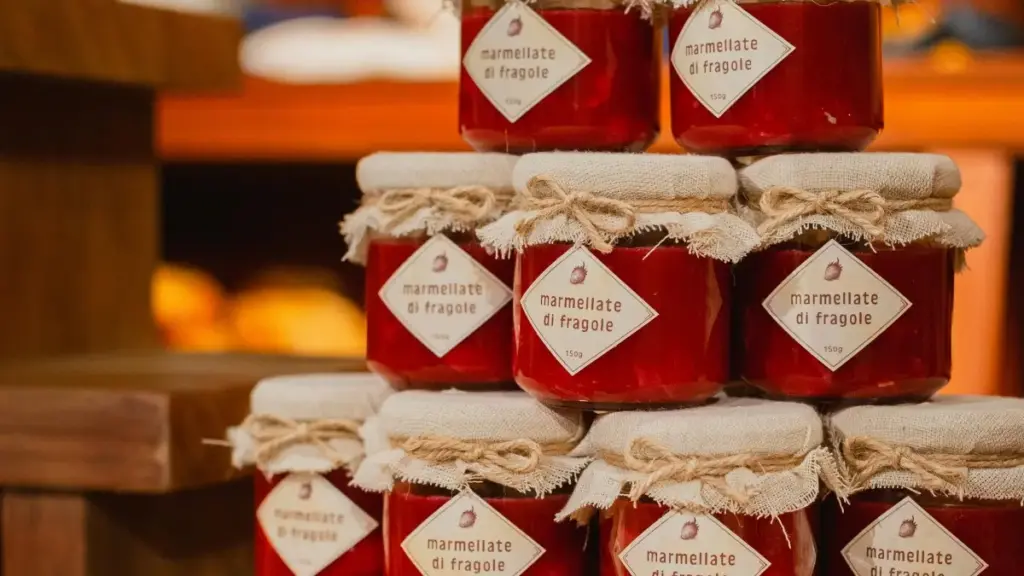 Jagora na gida don 'yan kasuwa a Najeriya: yadda za a nemo masu ƙirƙira daga Bahrain a Clubhouse don fara fitness challenges waɗanda ke jan hankalin matasa.