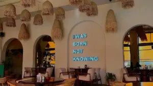 Jagora na hanyar samun creators daga Switzerland a Spotify don kaiwa ga niche users da samun SaaS trials; yafi ga masu tallan digital a Najeriya.