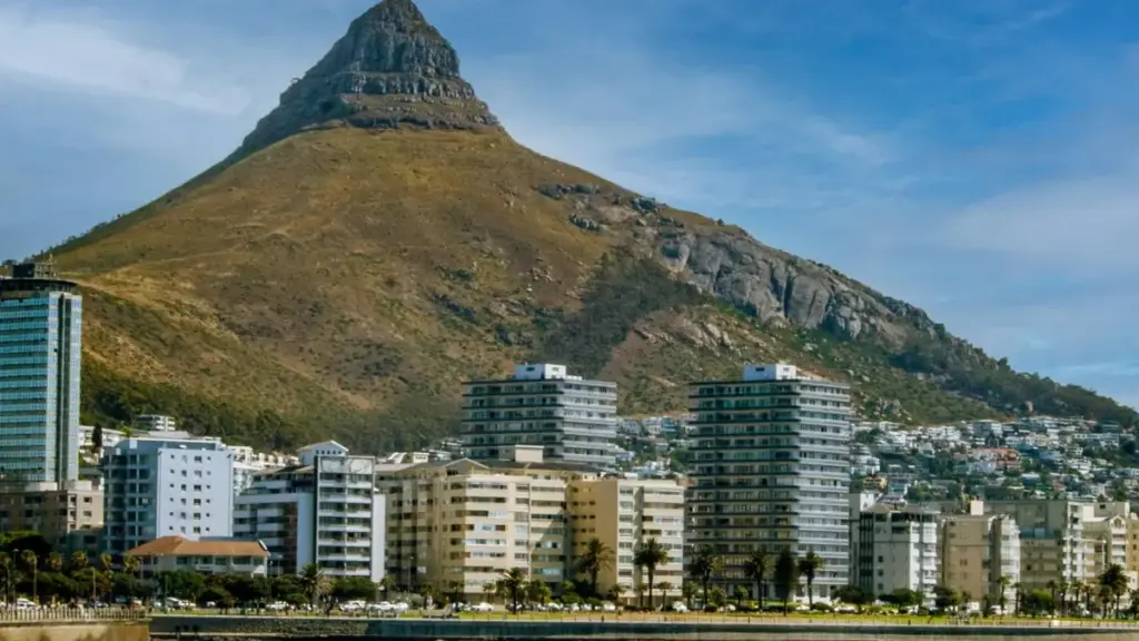 Jagora mai sauki ga 'yan kasuwa a Najeriya don gano masu sayar da kayayyaki a Czech Republic akan Etsy, tsara hadin gwiwa na seasonal deals, da dabarun sadarwa.