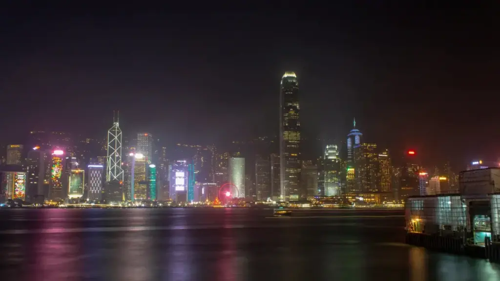 Jagora na haƙiƙa don masu ƙirƙira daga Najeriya: dabaru, misalai da matakai don samun hadin gwiwa da brands na Croatia a Instagram don abun ciki na kasuwa.